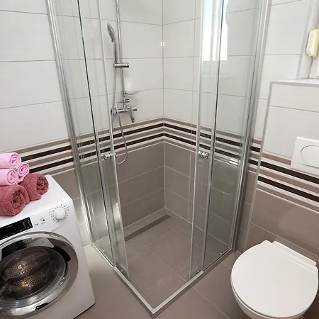 Apartment Vukic - *